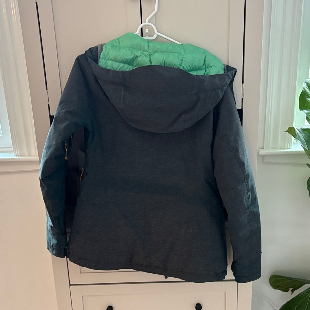 Stio shot 7 Down Jacket - Picture 7 of 7